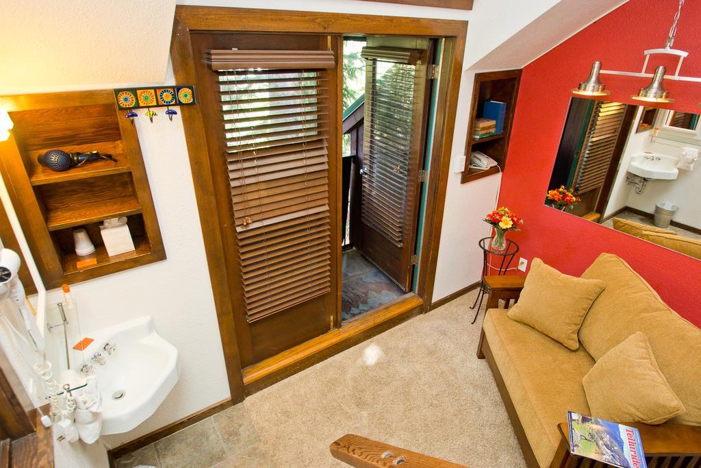 Manitou Lodge 11 By Alpine Lodging Телърайд Екстериор снимка